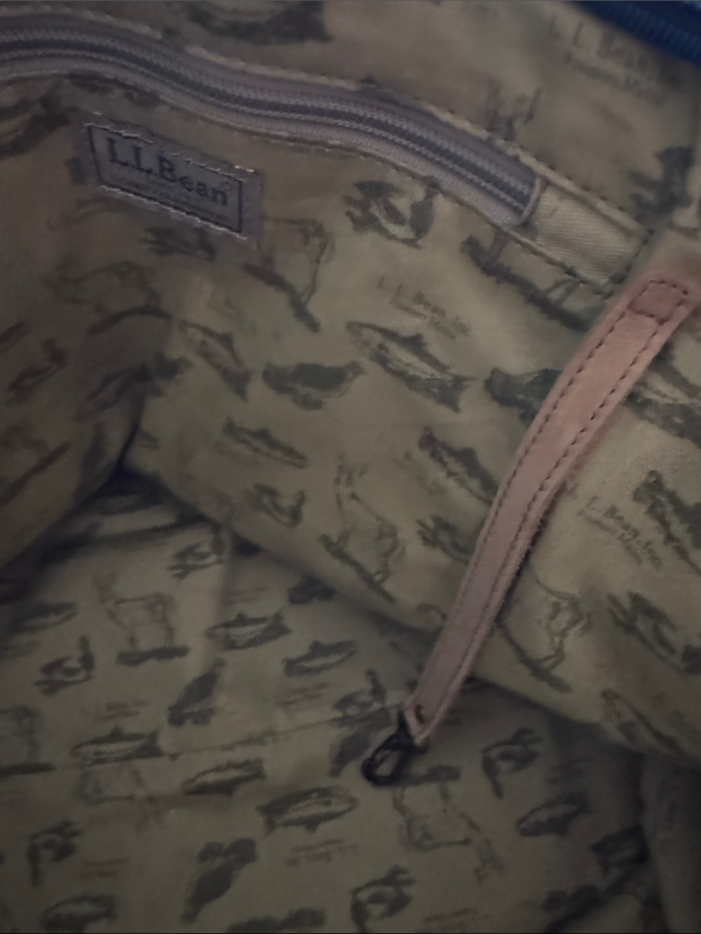 L.L. Bean Vintage  RARE Navy Canvas Tote w/ Fish Embroidery & Leather Brown Trim - Picture 11 of 13